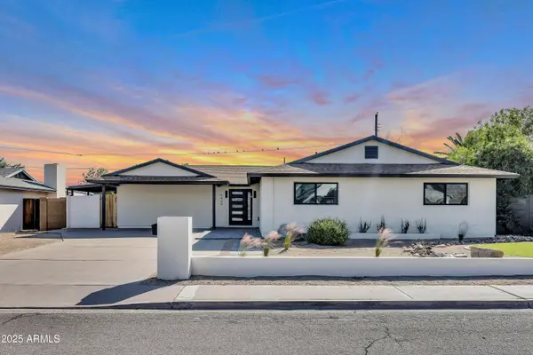 6449 E Oak Street, Scottsdale, AZ 85257