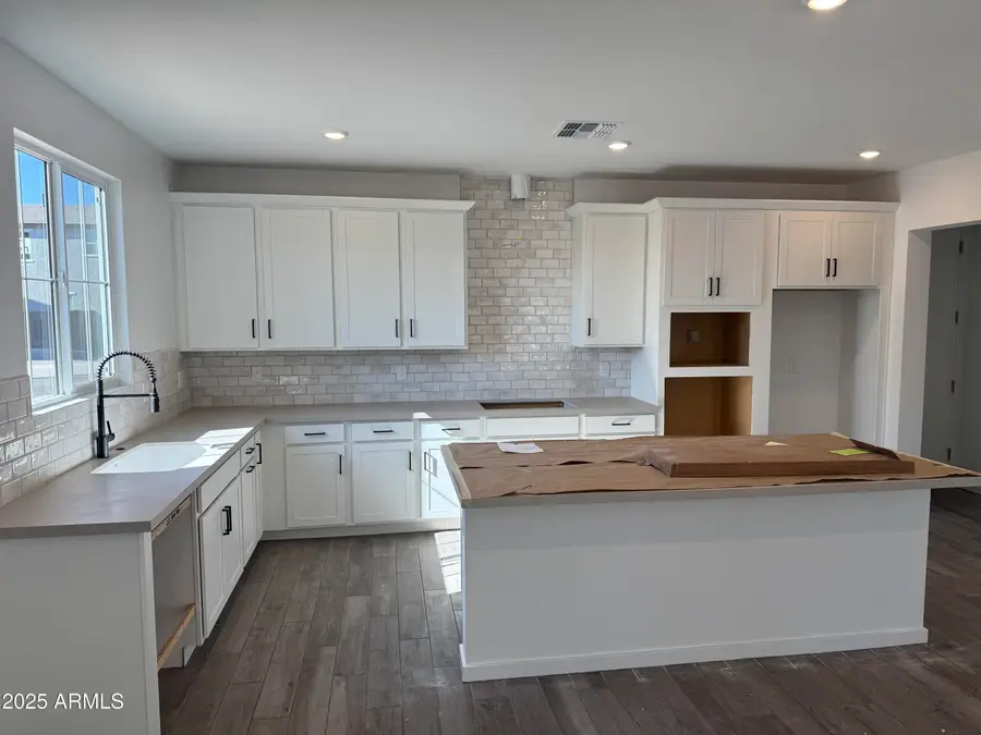 26327 N 24th Glen, Deer Valley, AZ 85085 - Image #2