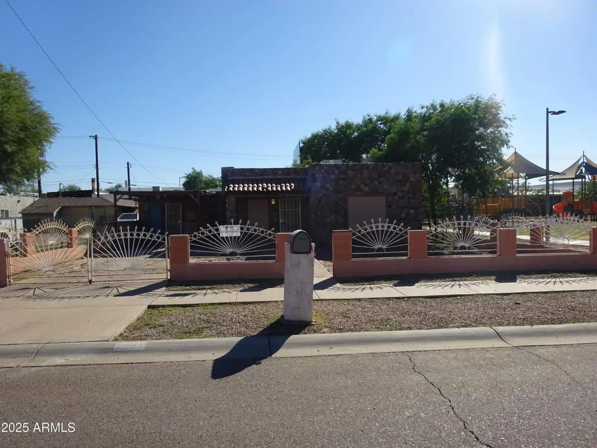 2821 E Adams Street, Phoenix, AZ 85034 - Image #1