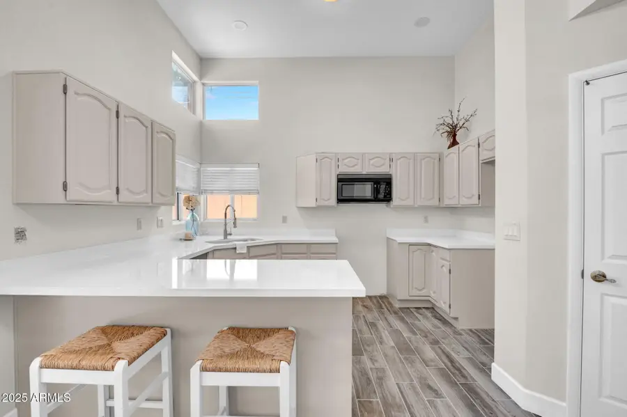 12048 N 40th Way, Phoenix, AZ 85028 - Image #2