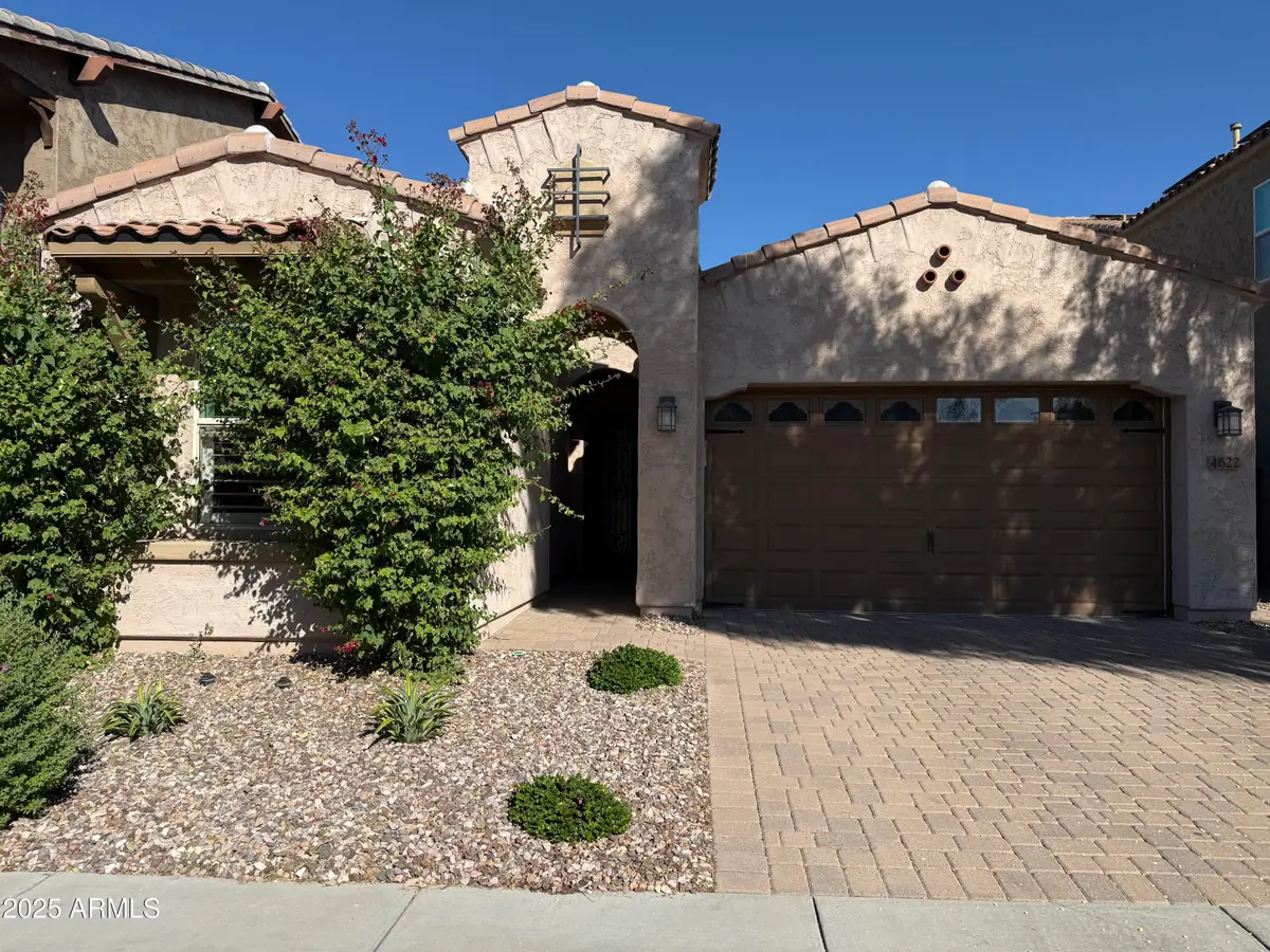 4622 E Casitas Del Rio Drive, Phoenix, AZ 85050 - Image #1