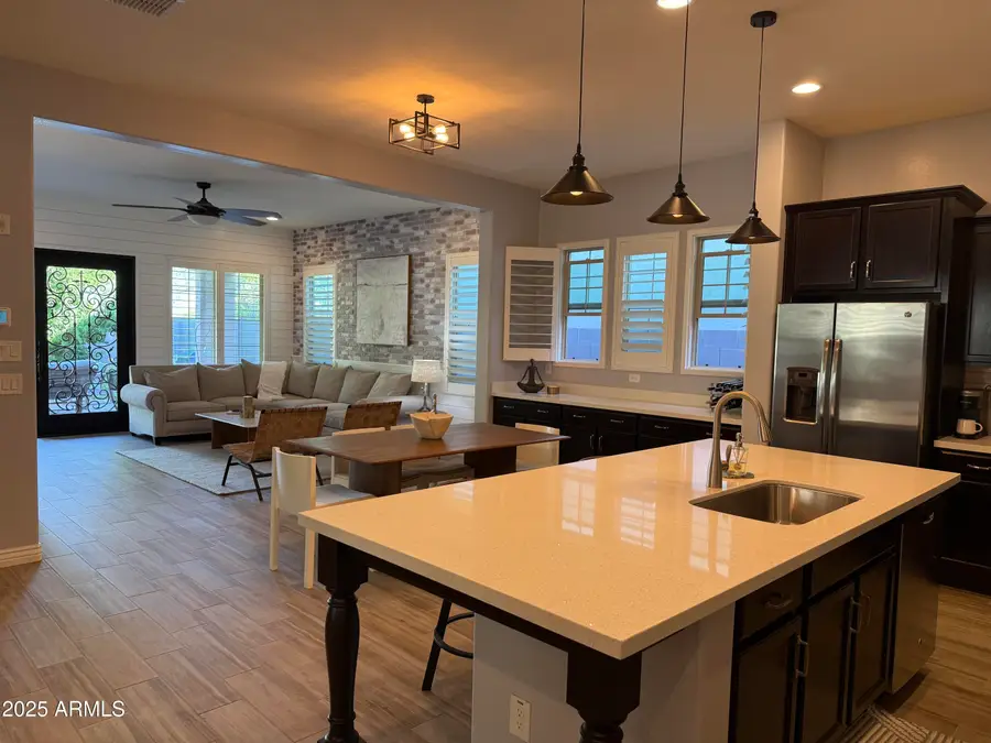 4622 E Casitas Del Rio Drive, Phoenix, AZ 85050 - Image #3