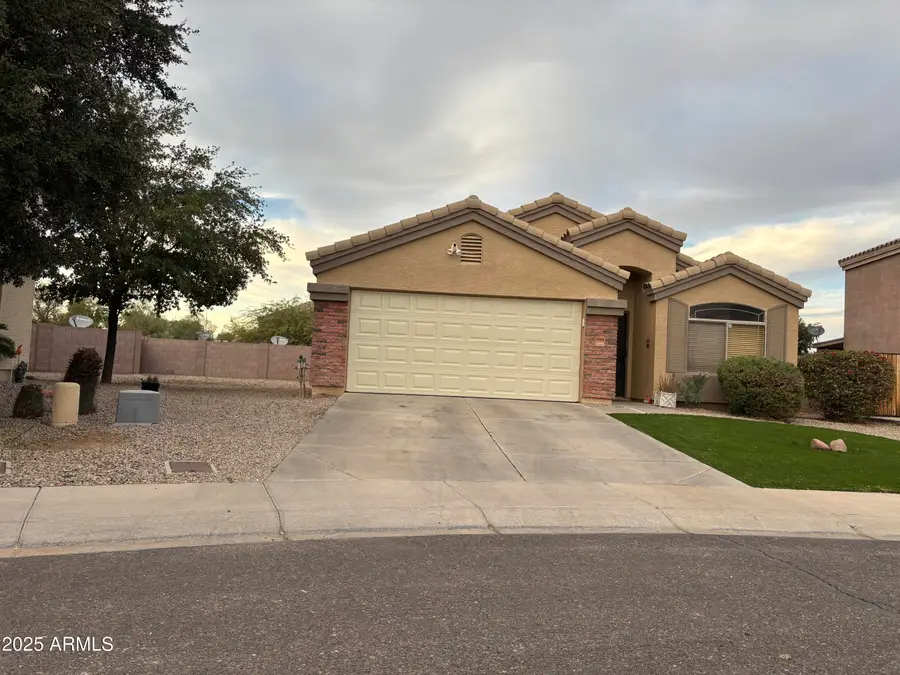 10634 W Pomo Street, Phoenix, AZ 85353 - Image #3