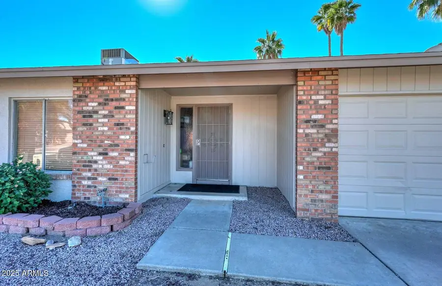 1825 E Aire Libre Avenue, Phoenix, AZ 85022 - Image #2