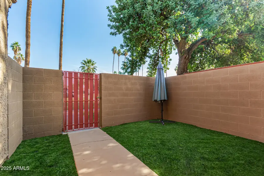 6806 W Devonshire Avenue, Phoenix, AZ 85033 - Image #2