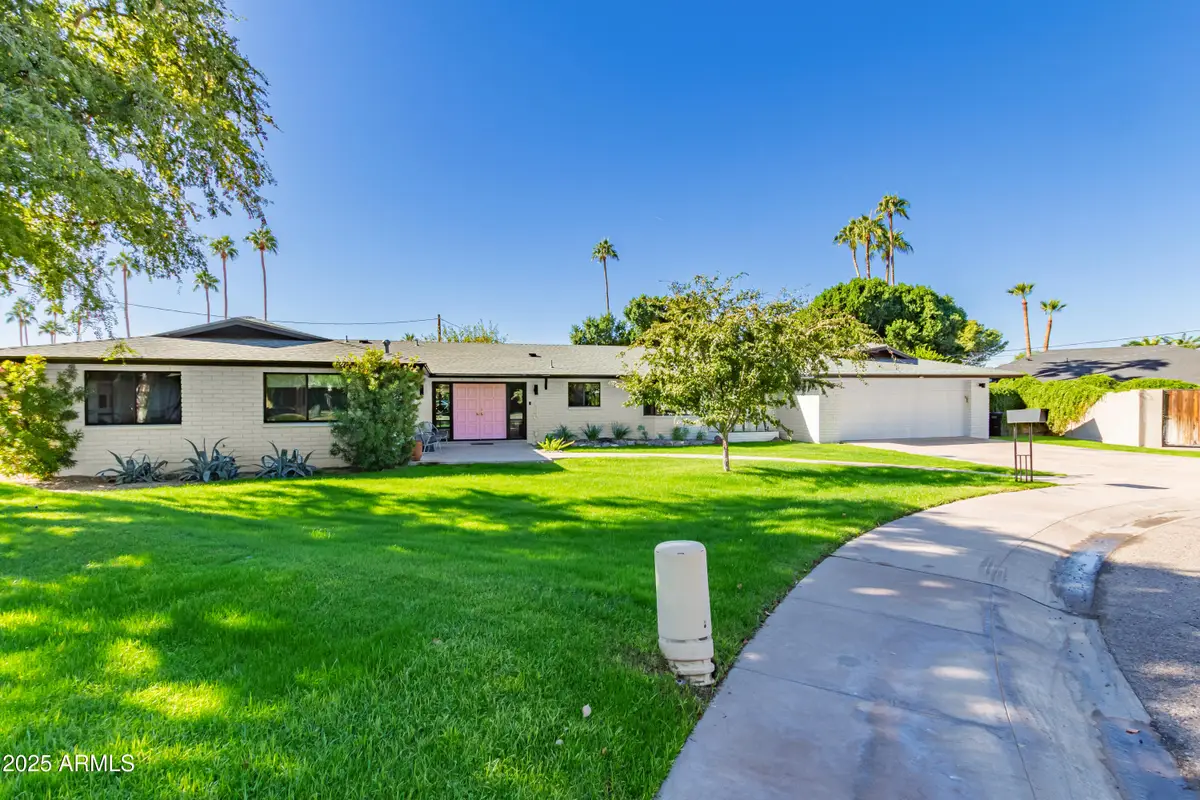 7340 N 6th Way, Phoenix, AZ 85020 - Image #1