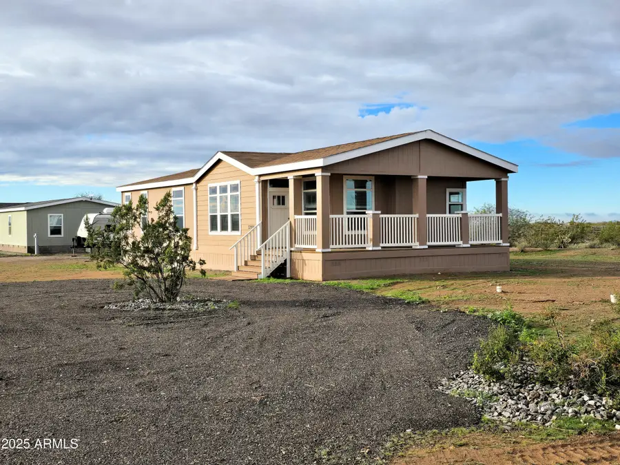 32916 N 228th Drive, Wittmann, AZ 85361 - Image #2