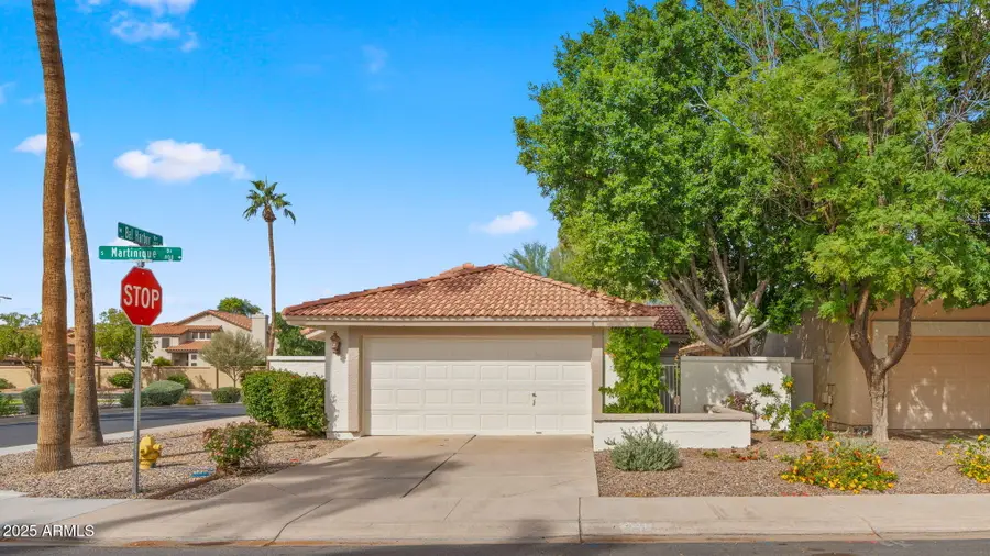 794 S Martinique Drive, Gilbert, AZ 85233 - Image #3