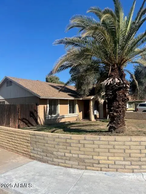 4054 W Corrine Drive, Phoenix, AZ 85029 - Image #2