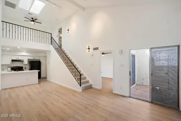 1717 E Union Hills Drive #1030, Phoenix, AZ 85024