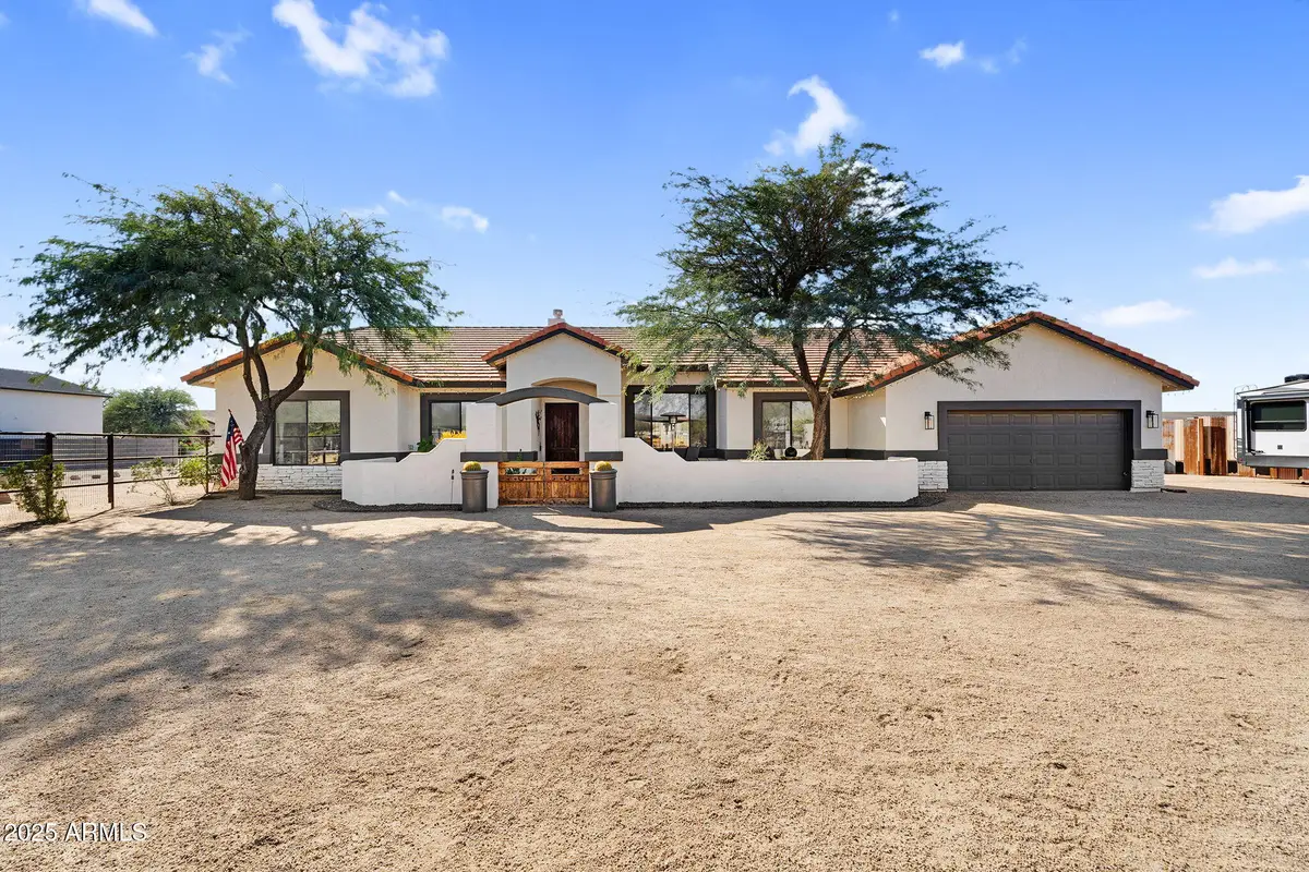 907 E Carlise Road, Deer Valley, AZ 85086 - Image #1