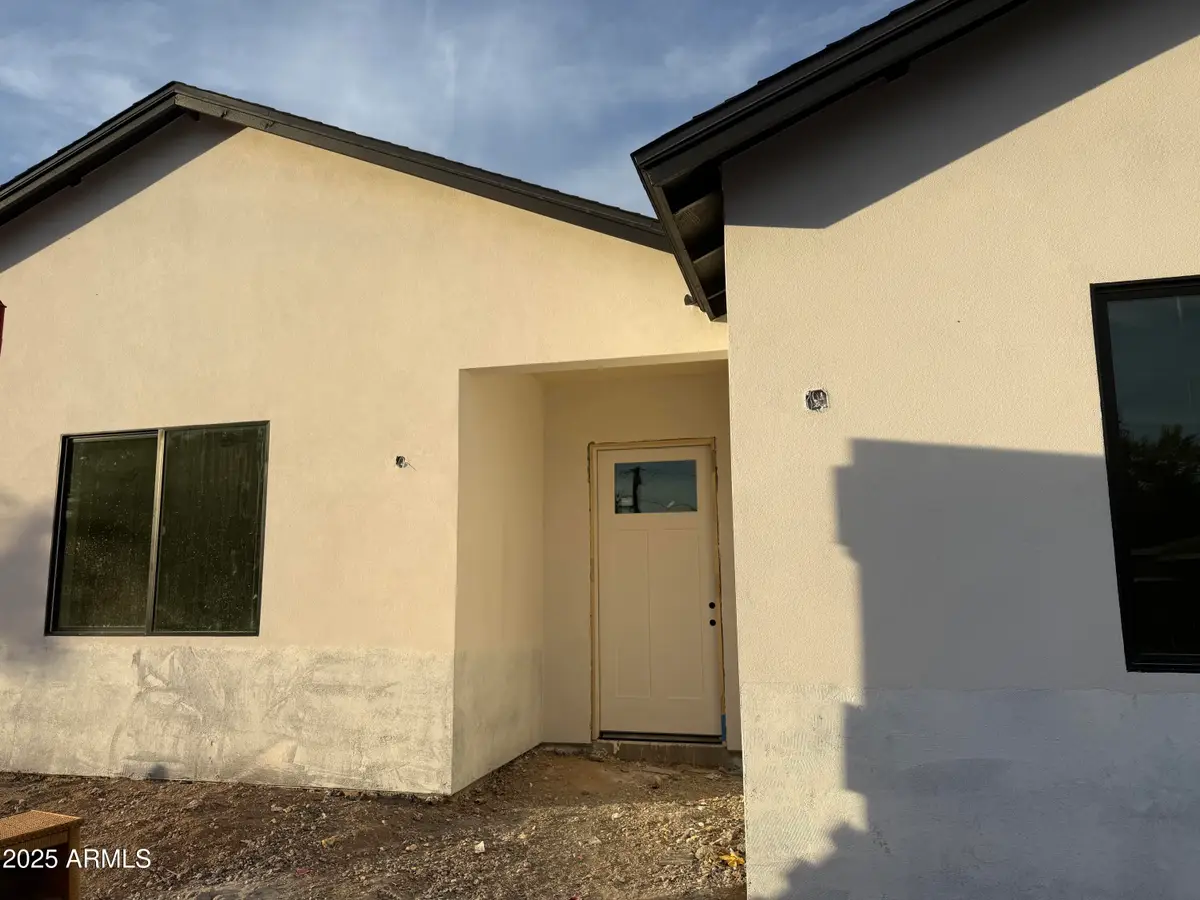 3808 E Piccadilly Road, Phoenix, AZ 85018 - Image #1