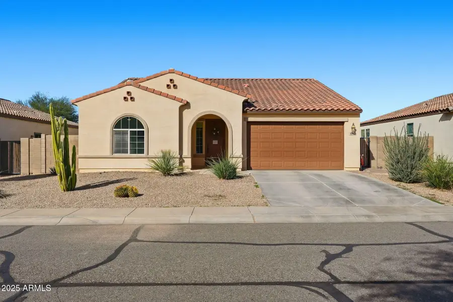 1592 E Luna Blanca Way, San Tan Valley, AZ 85140 - Image #2