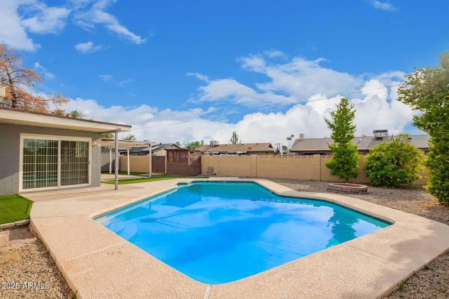 503 E Pebble Beach Drive, Tempe, AZ 85282 - Image #2