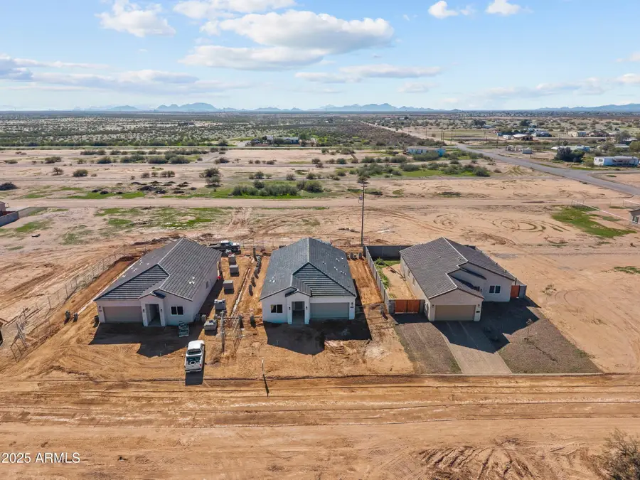 26391 W Desert Crest Street, Casa Grande, AZ 85193 - Image #2