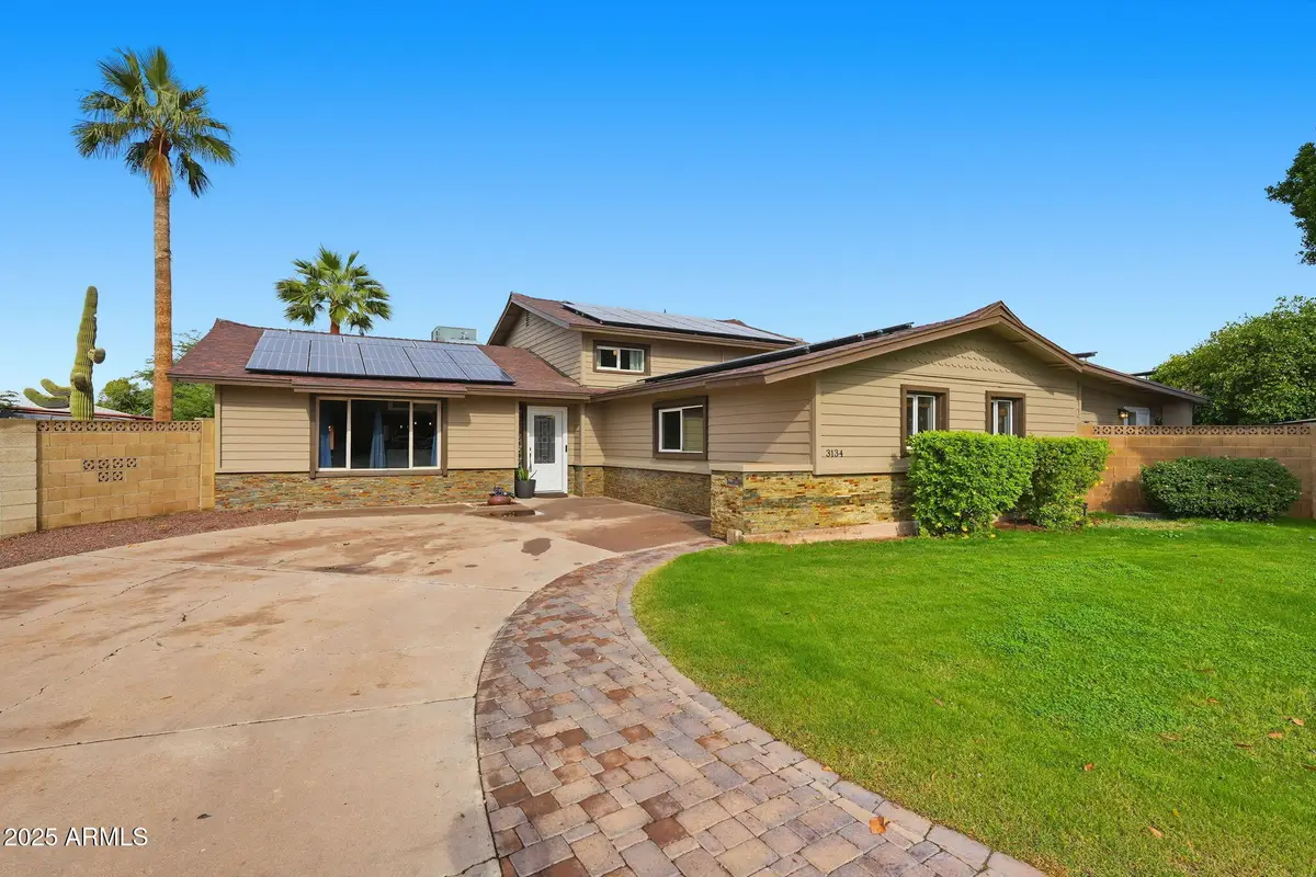 3134 W Crocus Drive, Phoenix, AZ 85053 - Image #1