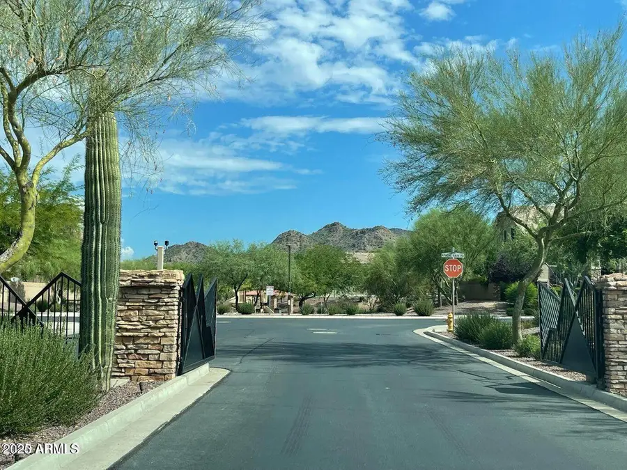 2125 W Crimson Terrace, Deer Valley, AZ 85085 - Image #2