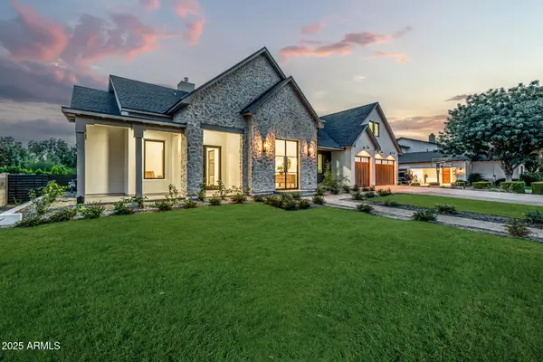 5739 E Calle Del Paisano --, Phoenix, AZ 85018