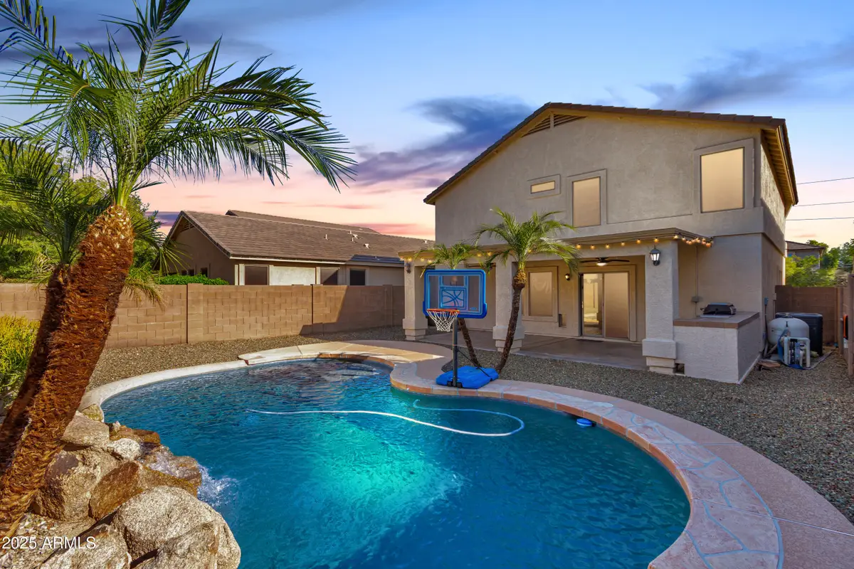 1822 E Patrick Lane, Phoenix, AZ 85024 - Image #1