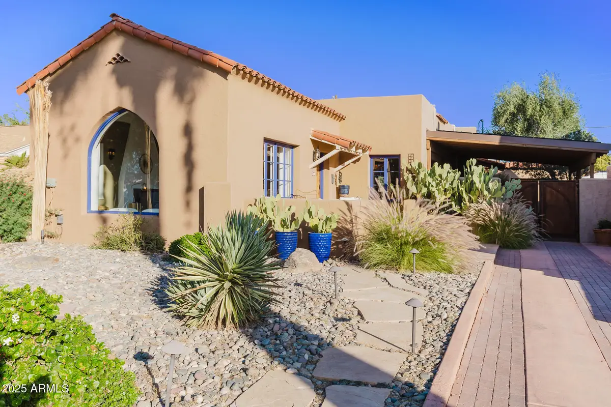 514 W Monte Vista Road, Phoenix, AZ 85003 - Image #1