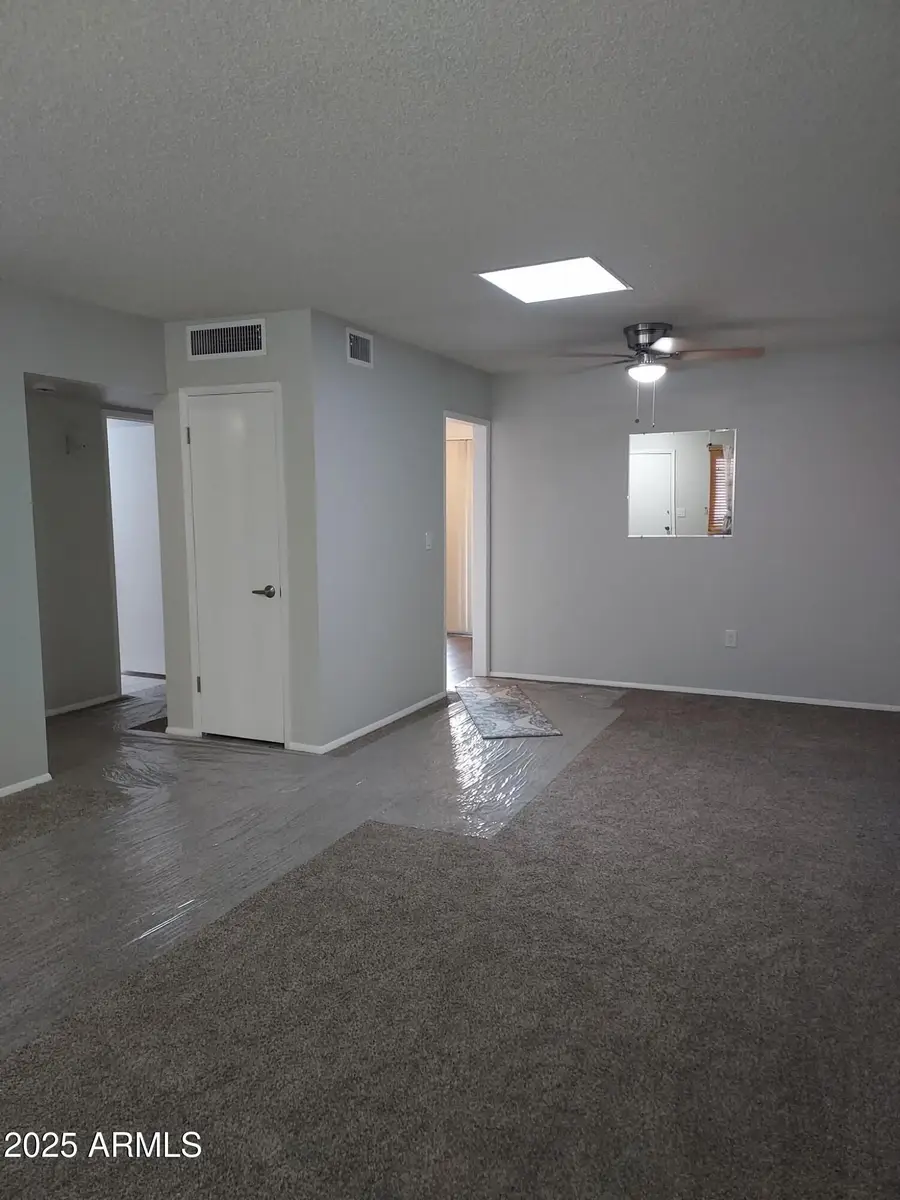 10612 W Coggins Drive, Sun City, AZ 85351 - Image #2