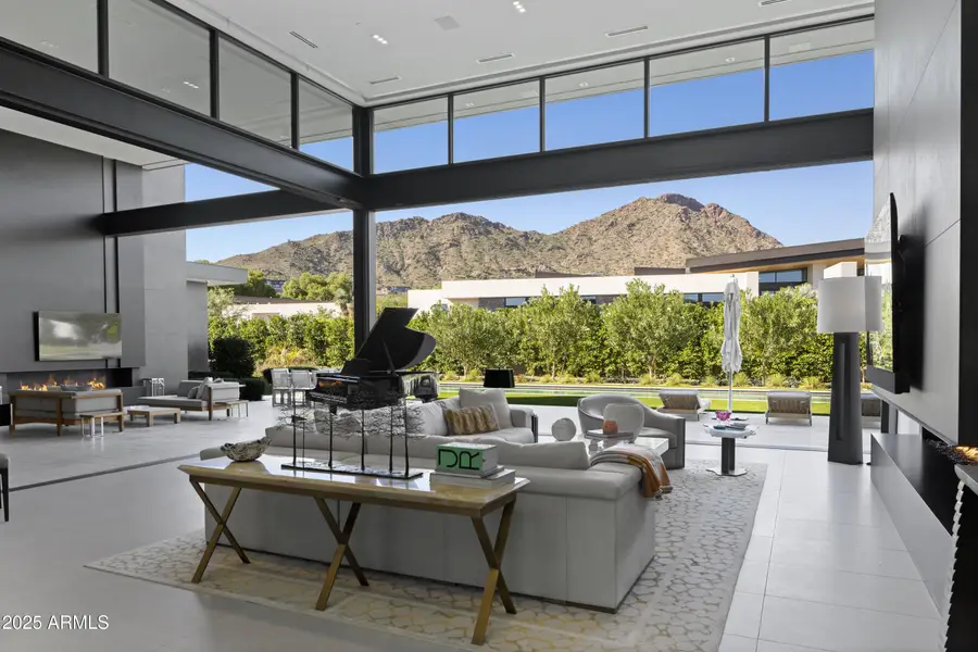 6427 E Luke Avenue, Paradise Valley, AZ 85253 - Image #2