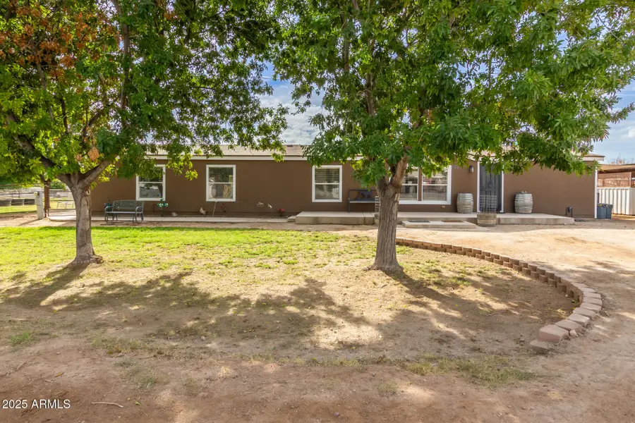 19637 W Magnolia Street, Buckeye, AZ 85326 - Image #2