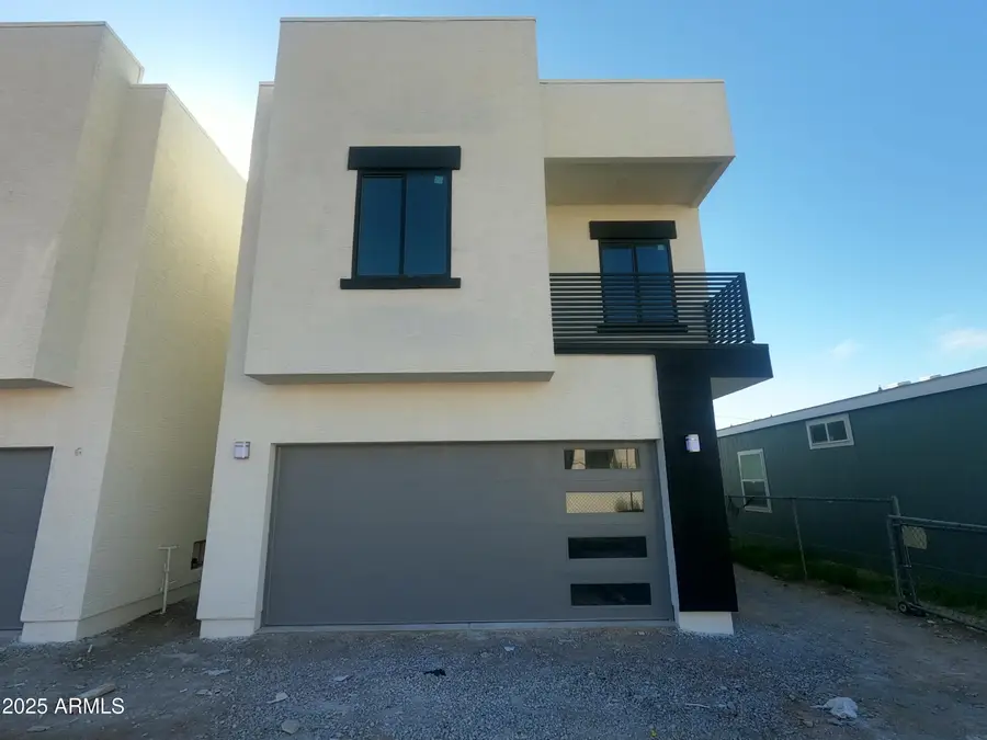 2051 E Michigan Avenue #1, Phoenix, AZ 85022 - Image #2