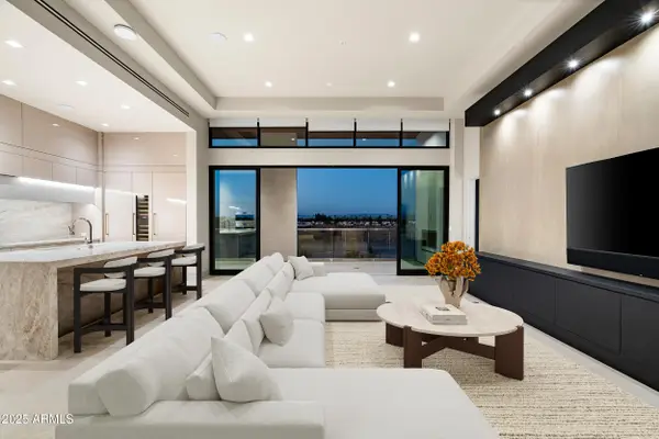 6587 N Palmeraie Boulevard #3010, Paradise Valley, AZ 85253