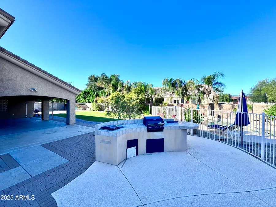 8214 W Villa Chula Lane, Peoria, AZ 85383 - Image #3