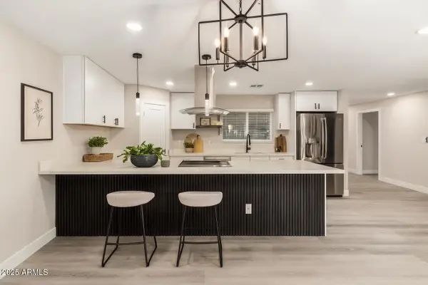 4601 W Citrus Way, Glendale, AZ 85301