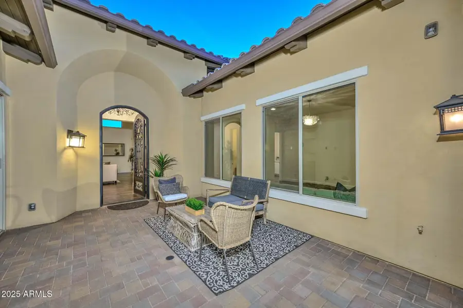 11719 W Dove Wing Way, Peoria, AZ 85383 - Image #3