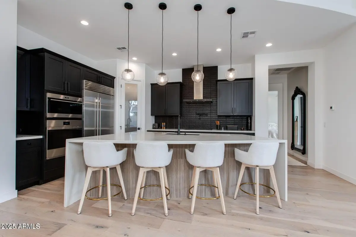 100 W Northern Avenue #17, Phoenix, AZ 85021 - Image #1