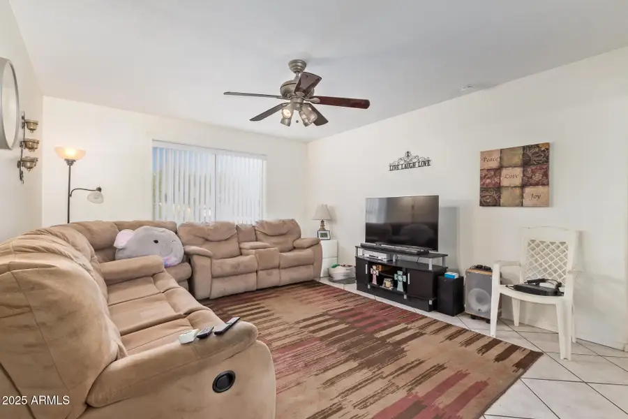 1815 W Michelle Drive, Phoenix, AZ 85023 - Image #2