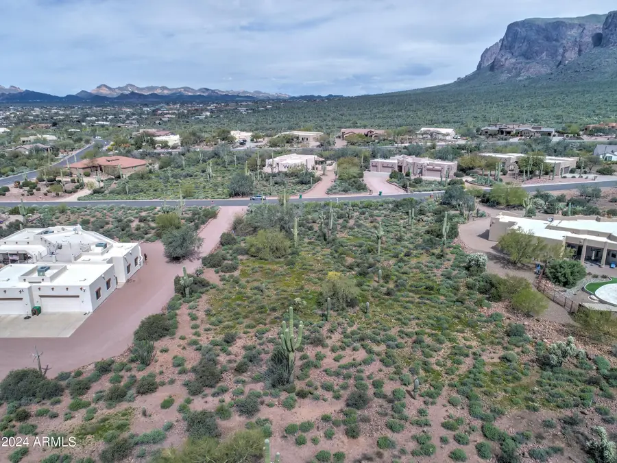 6711 E Quail Hideaway Lane #55, Gold Canyon, AZ 85119 - Image #2