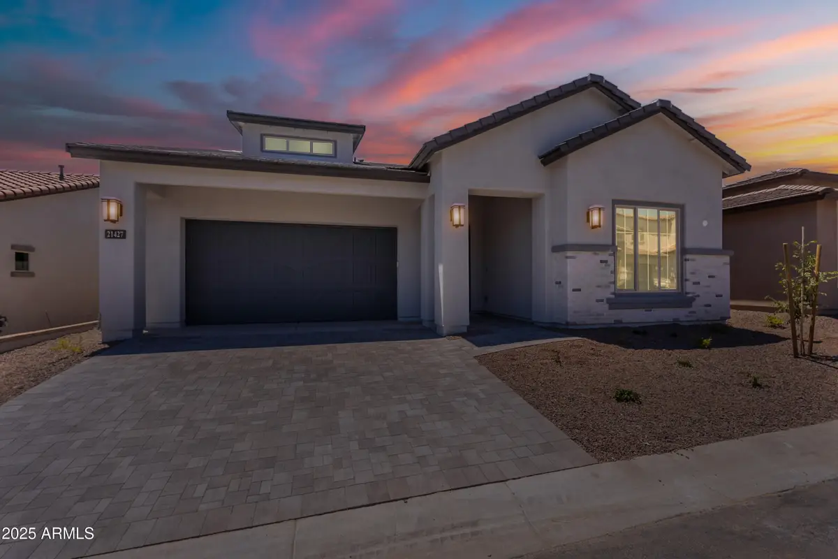 21427 W Meadowbrook Avenue, Buckeye, AZ 85396 - Image #1