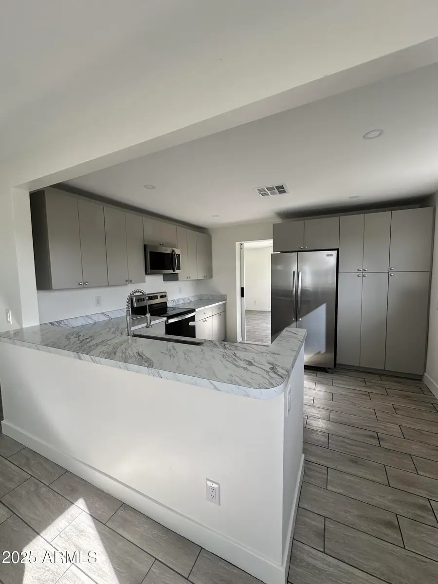 8001 N 28th Avenue, Phoenix, AZ 85051 - Image #3