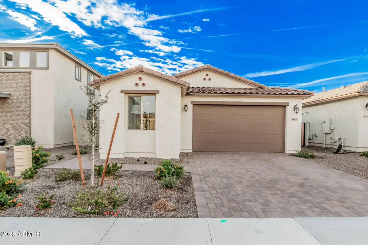 18255 W Larkspur Drive, Goodyear, AZ 85338 - Image #1