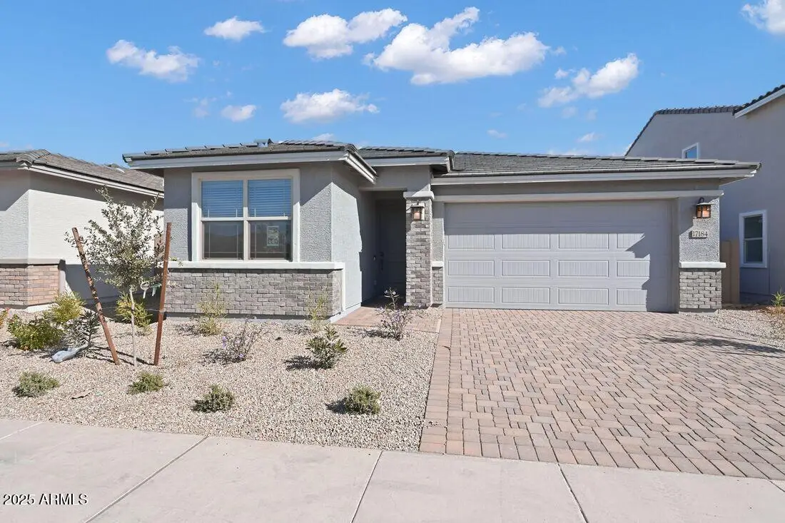 17184 W Saddle Horn Trail, Surprise, AZ 85387 - Image #1