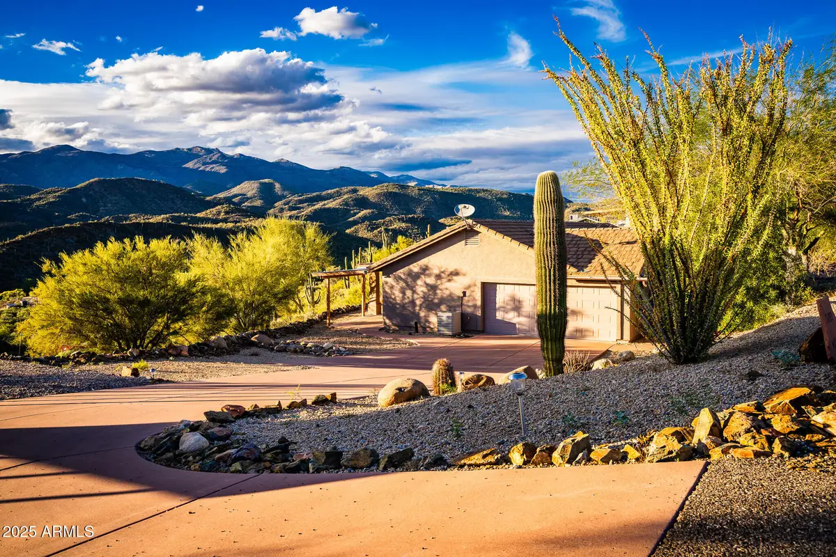 34970 S Westridge Lane, Black Canyon City, AZ 85324 - Image #1