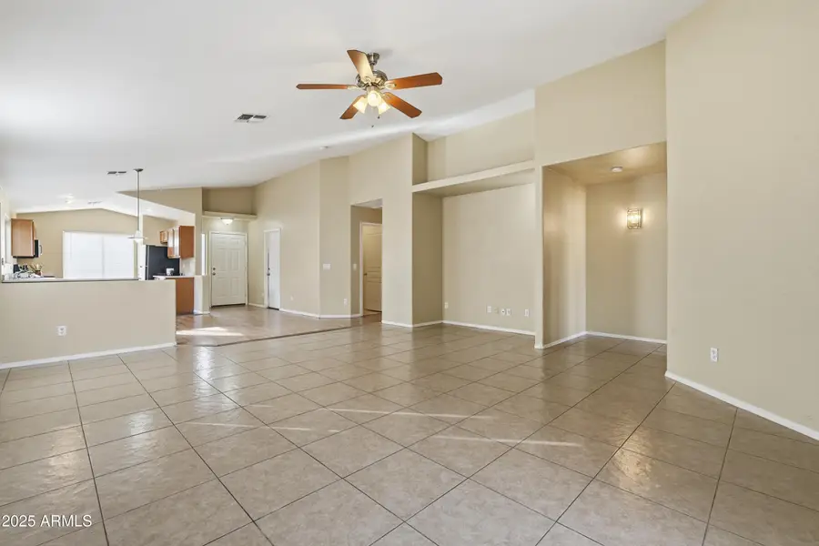 8132 W Hammond Lane, Phoenix, AZ 85043 - Image #3