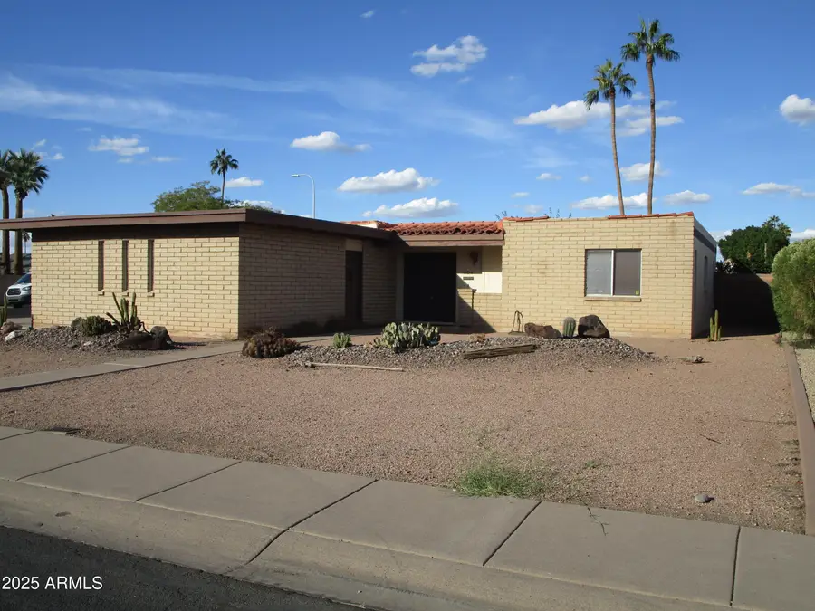 504 E Fremont Drive E, Tempe, AZ 85282 - Image #2