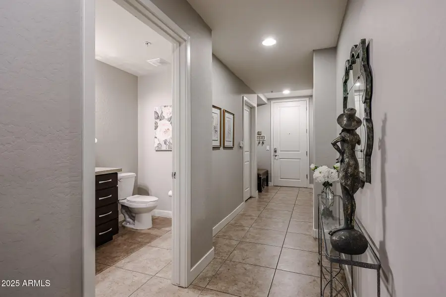 5450 E Deer Valley Drive #1186, Phoenix, AZ 85054 - Image #2