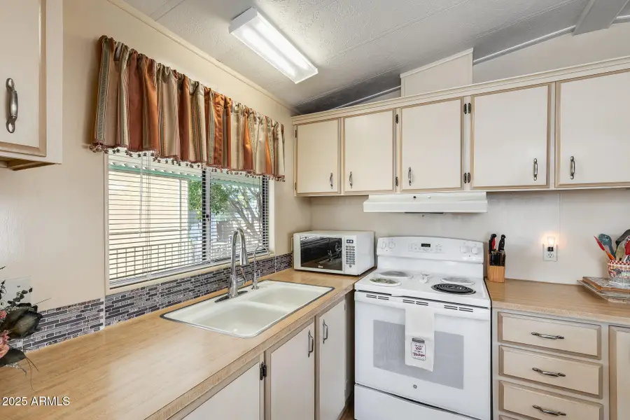 9427 E University Drive #36, Mesa, AZ 85207 - Image #3