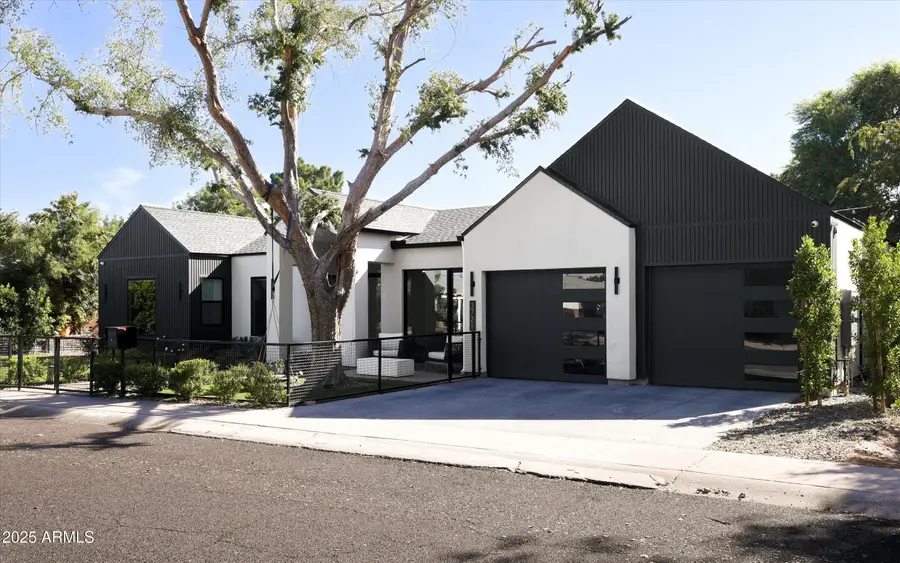 3721 E Piccadilly Road, Phoenix, AZ 85018 - Image #3