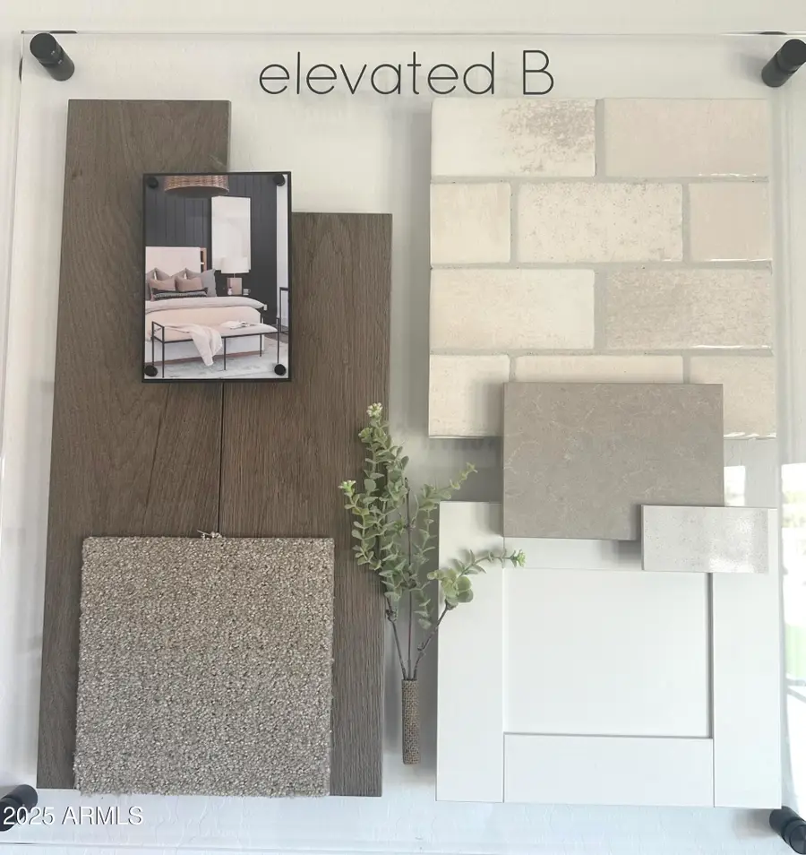 809 W Sparrow Drive, San Tan Valley, AZ 85140 - Image #2