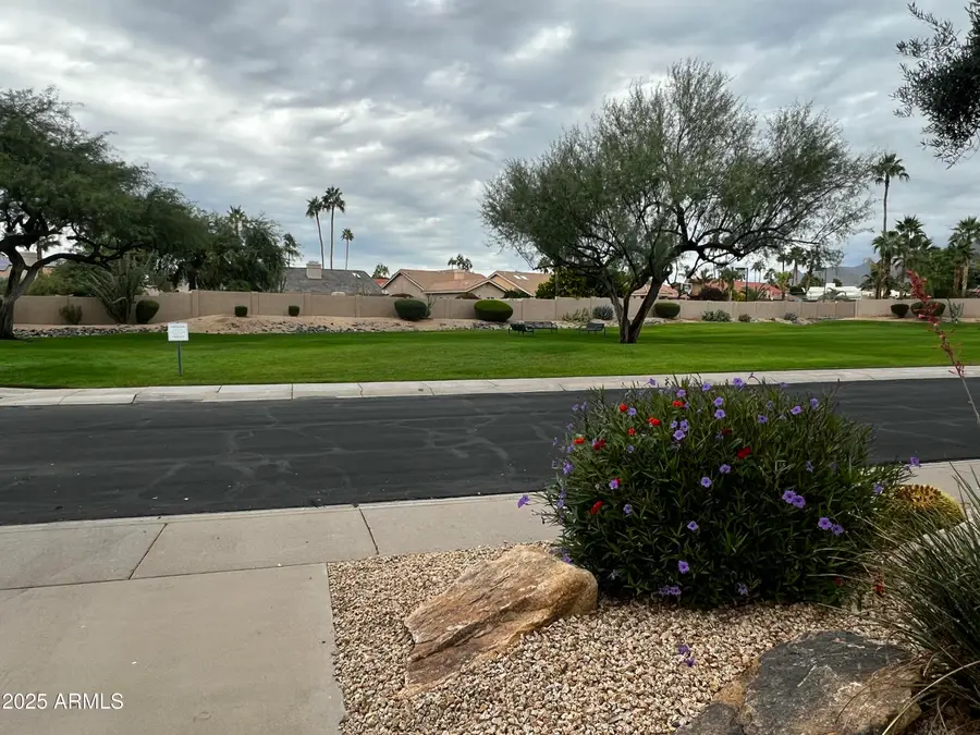 10075 E Larkspur Drive, Scottsdale, AZ 85260 - Image #2