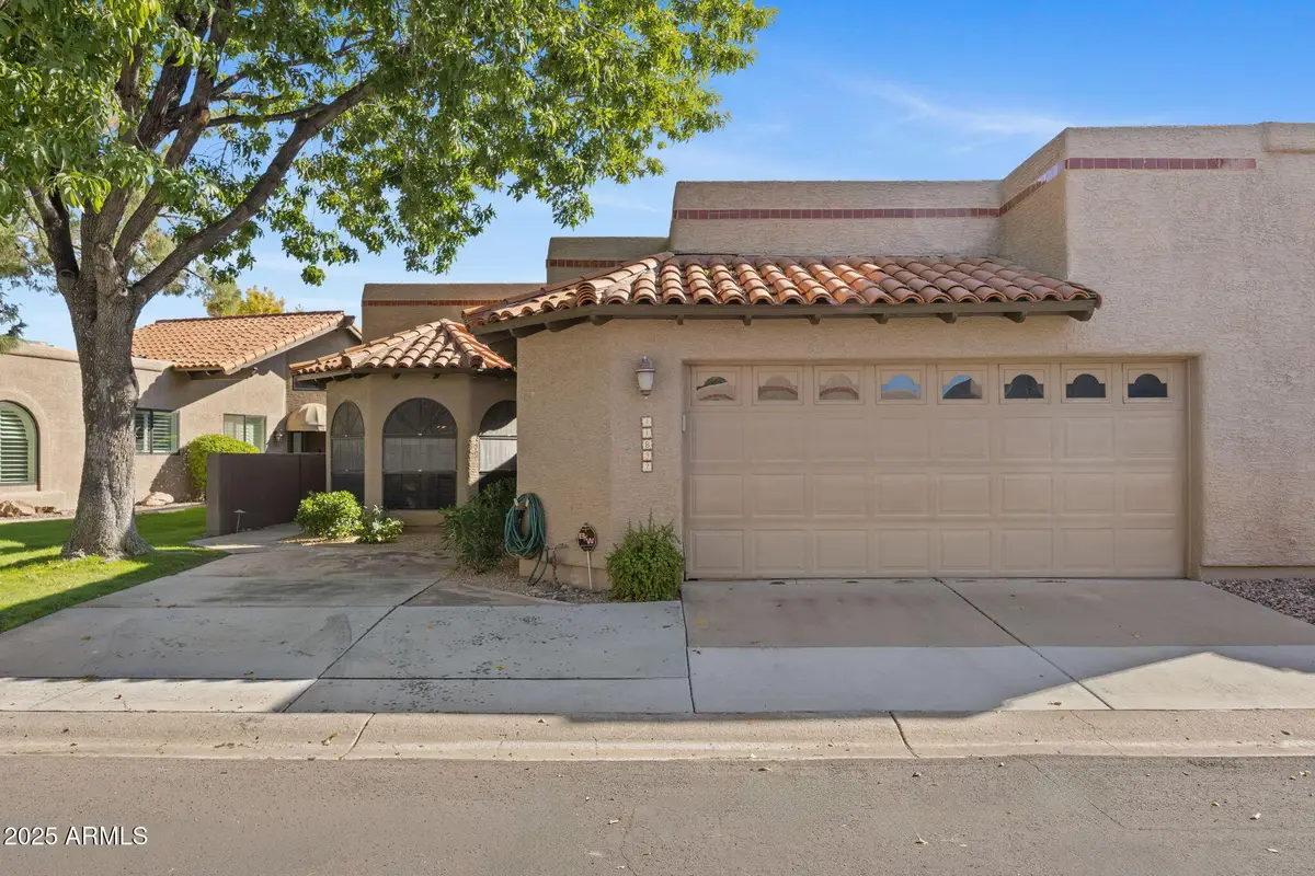 11837 N 40th Place, Phoenix, AZ 85028 - Image #1