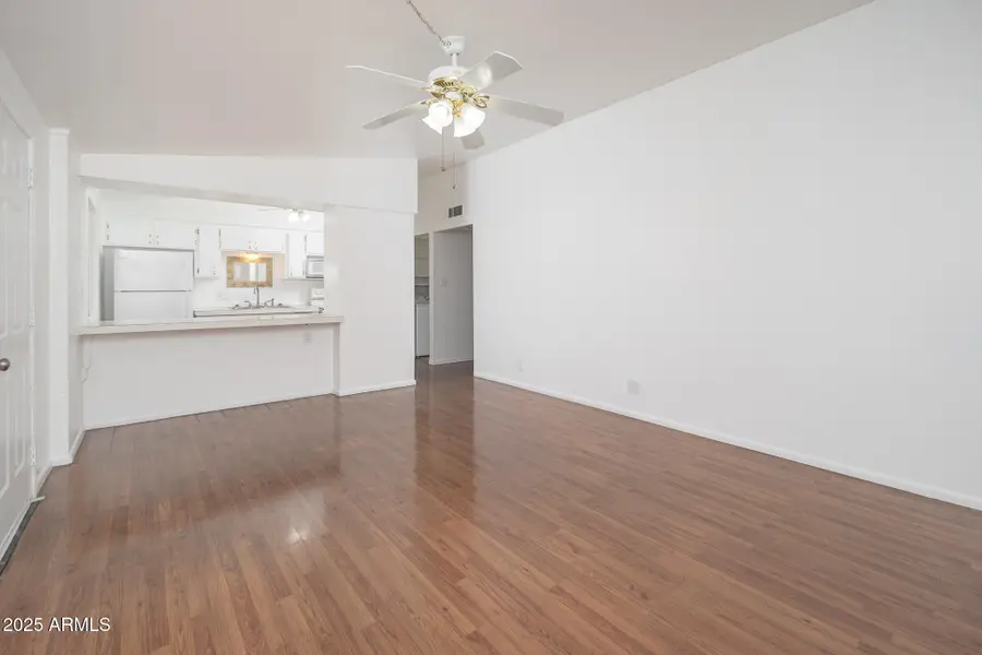 10620 W Oakmont Drive, Sun City, AZ 85351 - Image #2