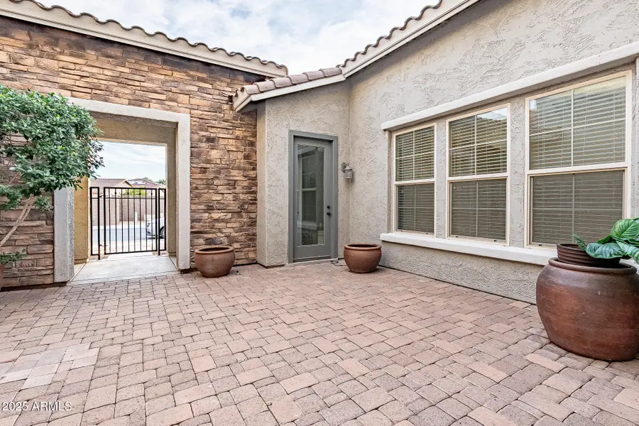 173 S 172nd Drive, Goodyear, AZ 85338 - Image #2